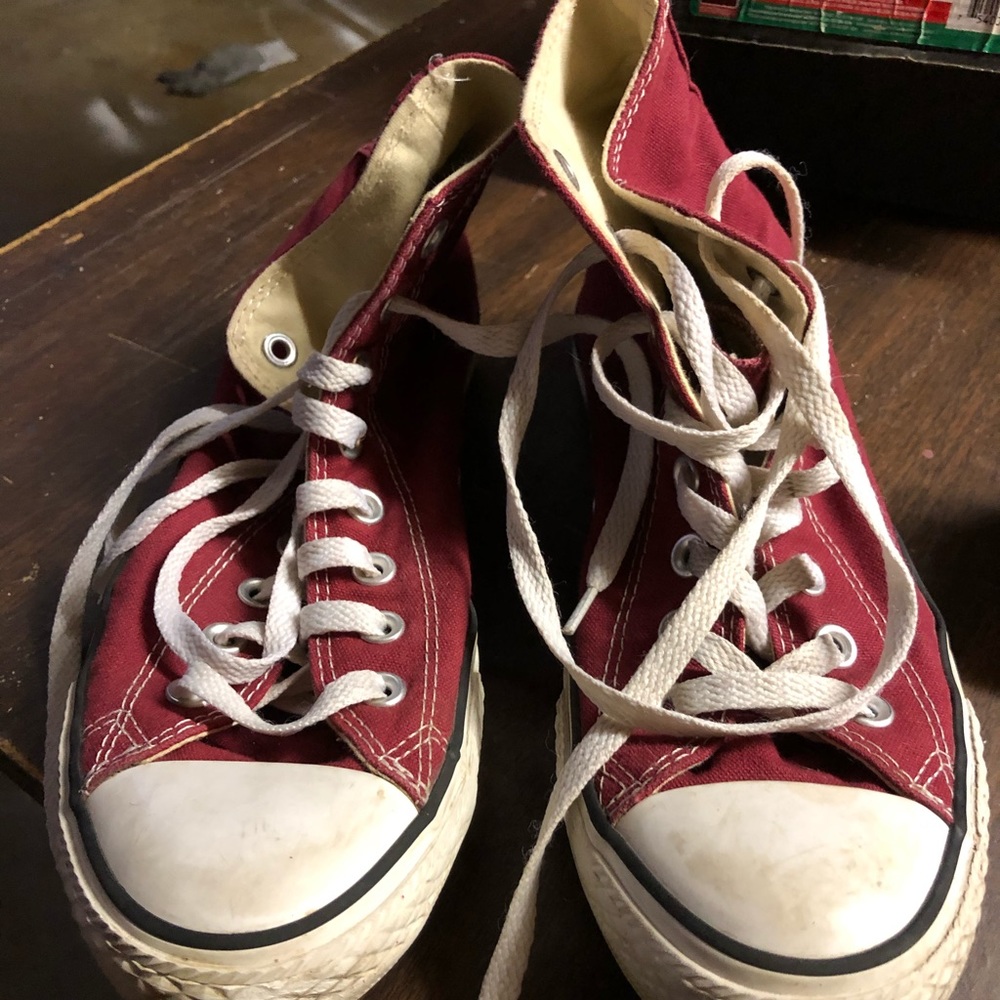 shoes/ converse